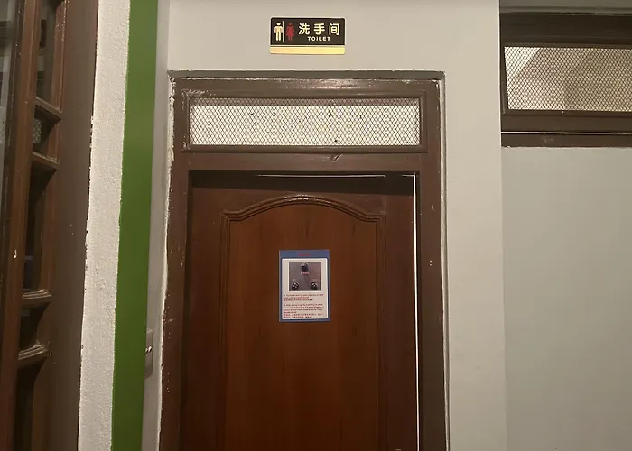 Hotel Buddha's Family *